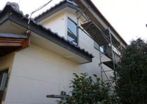 隅々まで塗りあげ、まるで新築のような輝きになりました