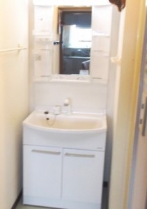 コンパクトな洗面台ですが、使いやすさは抜群です！