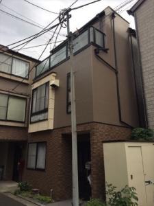 外壁塗装で新築当時の鮮やかさが蘇りました。