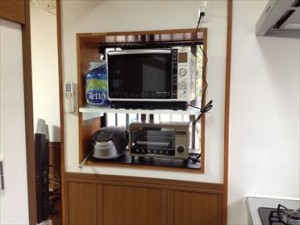 キッチン入れ替え＋リビング、洋室の床・壁張替えで明るい空間に