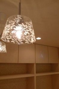 住宅街にたたずむ別邸が明るくて快適な空間に。