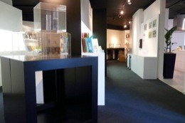 商品が映える展示空間ヘ変わりました。