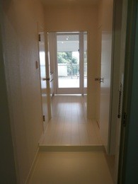 リノベーション(スケルトン・全面リフォーム)リフォーム 玄関 有限会社ノイエピナコテーク 熱海パサニアクラブオフィス
