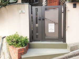 門扉・玄関アプローチをリニューアルしました。