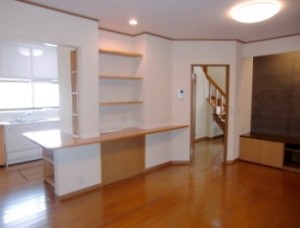 木の温もり溢れるリビングへリフォームしました。