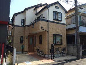 クリアー塗装で雰囲気を変えずに塗り替えられました！