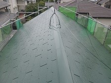 遮熱塗料で屋根の塗り替えを施工。暑い夏の日差しにも対応できます。