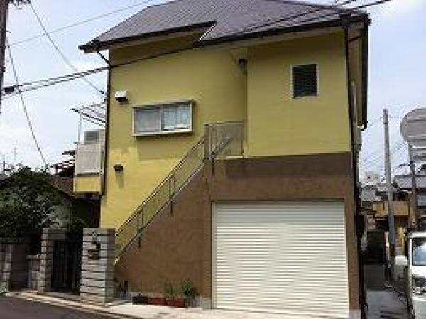 デザイン性のある外壁に仕上げ雰囲気を大きく変えました