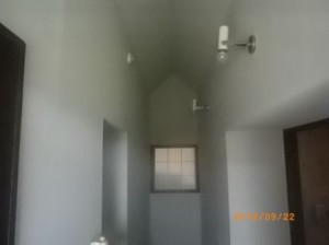 統一に室内全体を塗り替えたことで落ち着いた雰囲気になりました。