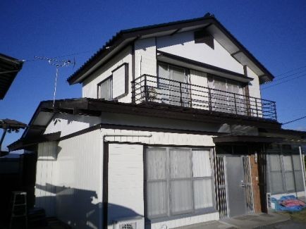 家の寿命を延ばす塗り替えを行いました。