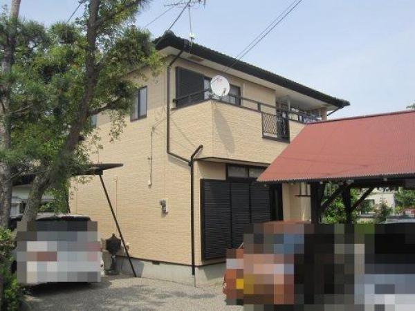 外壁の塗り替えや不足していた縦樋の追加、ベランダの汚れ防止対策などの工事を行いました。