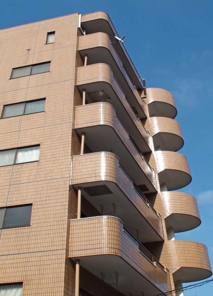 マンション一棟の外壁の修繕を行いました。