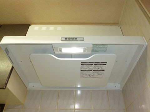 フィルター交換が面倒。掃除が簡単な換気扇に交換しました！