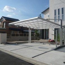広々とした外構へカーポートも設置しました！