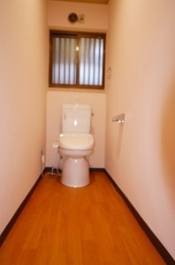 余計なものを撤去し、明るく広々としたトイレになりました！