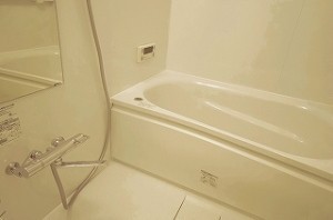 マンションリモデル1216サイズに入れ替えました。カラーも他の水まわり機器と合せました。