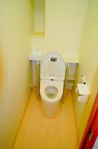 節水トイレに収納力もアップ。希望が叶ったトイレに大満足。