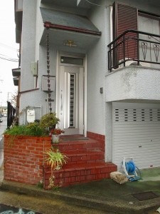 建具(ドア、間仕切り)の設置・交換・撤去リフォーム 玄関 松下ハウス株式会社