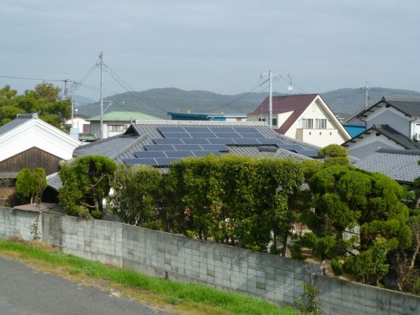 地球にも優しくて経済的な太陽光発電システムを導入しました。