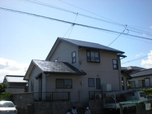 屋根の遮熱塗装で室内が快適に。