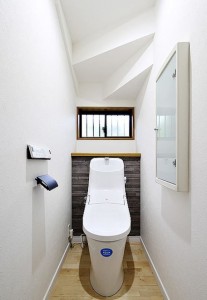 白を基調に自然素材に包まれた優しい空間になりました。