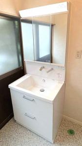 水はねや掃除手間が軽減できる洗面リフォーム