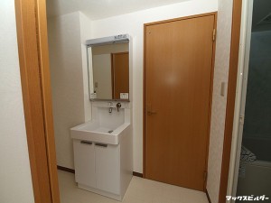 スリムな洗面化粧台になりスペースを有効活用できるように