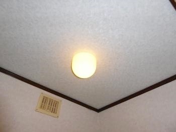 トイレリフォーム 天井 エステホーム