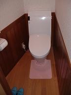 使い勝手のいい洋式トイレに。清潔感も溢れています。
