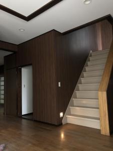 小屋裏より出火し、火災直後は復旧にかなり苦戦する覚悟で工事に入りましたが、完全復旧できました。