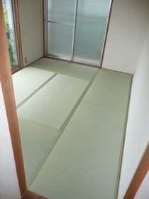 畳の表替えでい草の香る心地いい和室になりました