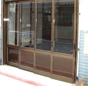 軽自動車も楽に出し入れできるようになりました