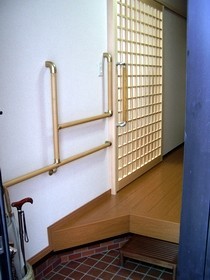 バリアフリーリフォーム 玄関 有限会社アーキスクエア