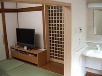建具(ドア、間仕切り)の設置・交換・撤去リフォーム 有限会社アーキスクエア
