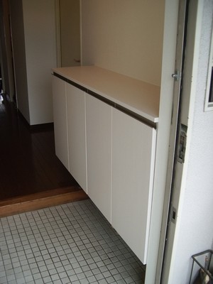 玄関リフォーム 収納 有限会社アーキスクエア