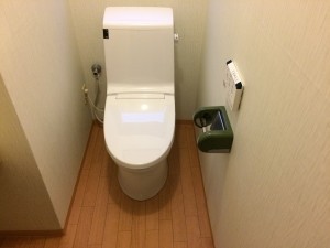 スッキリ、清潔感溢れるトイレになりました