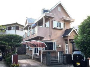 雨漏れや劣化が激しかった外壁を綺麗にメンテナンス