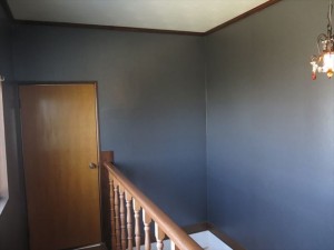 クロスを張替えて模様替え。張り替えることで雰囲気がガラリと変わります。